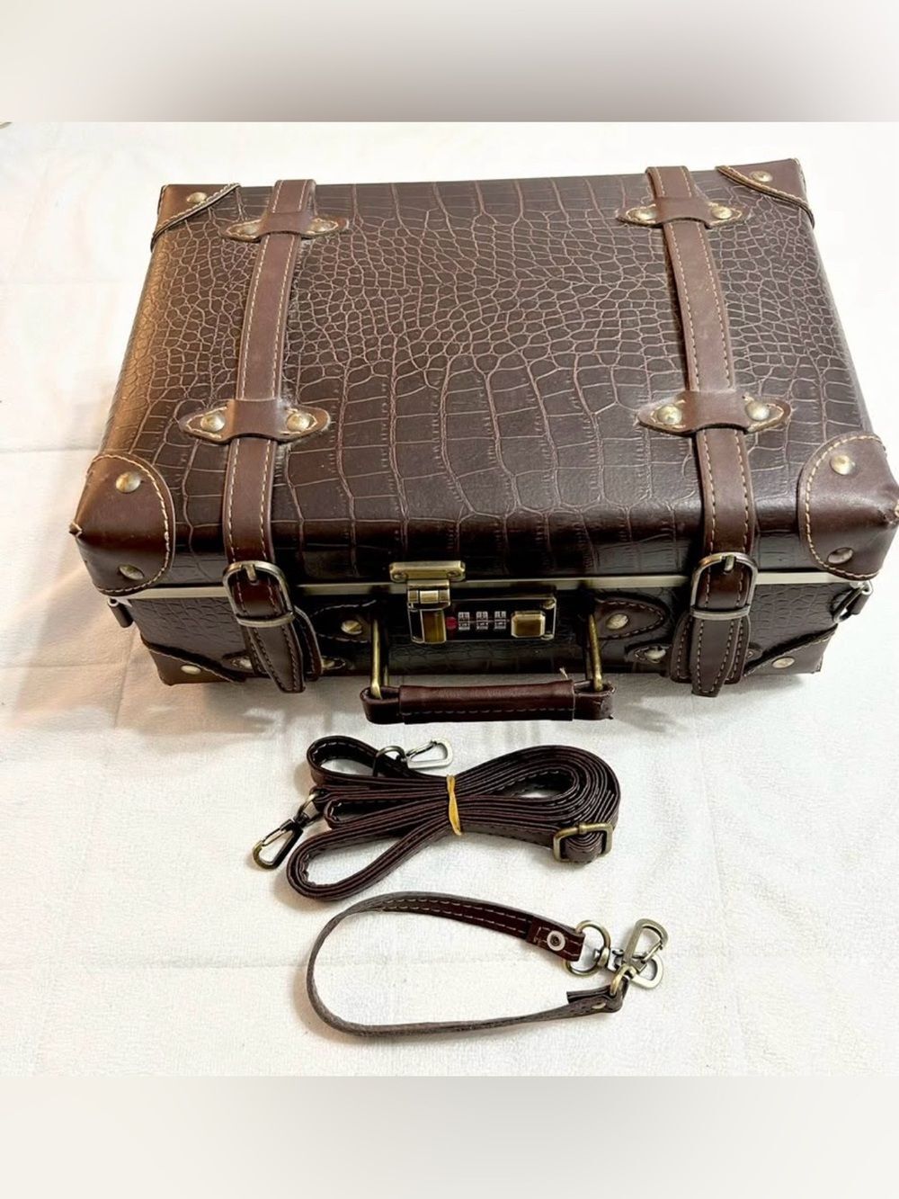 Urecity Brown Croc Embossed Vtg Style Mini Suitcase Train Case Crossbody Unisex